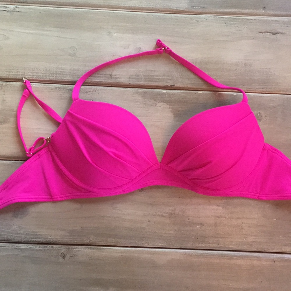 *NWOT* Victoria’s Secret Bikini Top